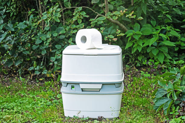 Best Restroom trailer rental cost  in Wathena, KS